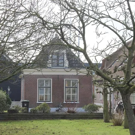 Rhynhoven Σπίτι διακοπών *