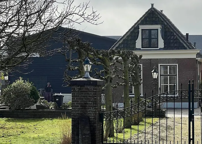 Semesterbostad Rhynhoven